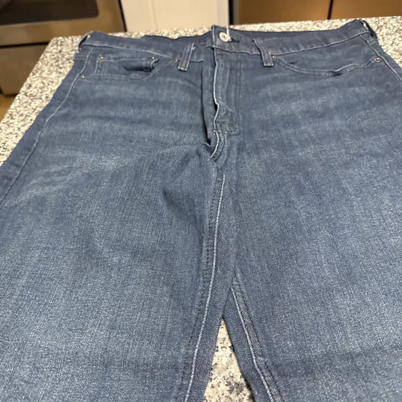 Levi's 541 Jeans Men's 36x32 Blue Medium Wash Denim Athletic Fit Taper Stretch - Picture 2 of 9